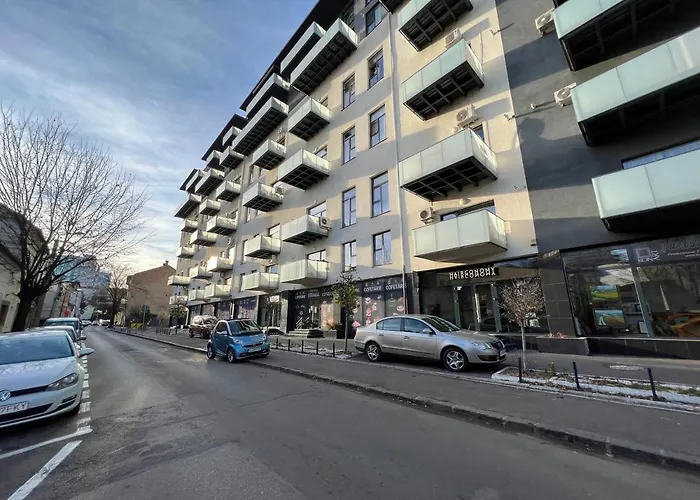 Luxury - View Апартаменти